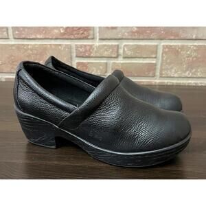 BOC Born Shoes Womens 7 M Clogs Black Leather Comfort